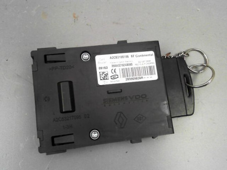 LECTEUR DE CARTE RENAULT MEGANE III Phase 1 2008-2012
