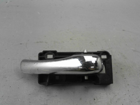 POIGNEE INTERIEURE PORTE AVANT DROIT ALFA ROMEO 147 Phase 2 2004-2010