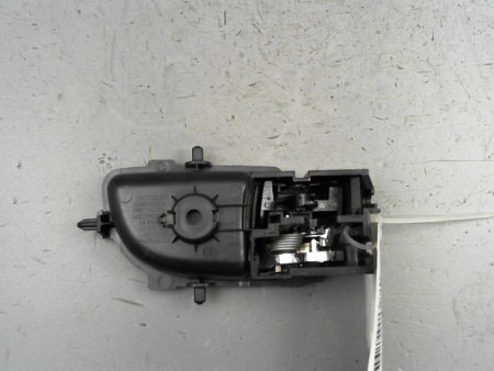 POIGNEE INTERIEURE PORTE AVANT GAUCHE PEUGEOT 108