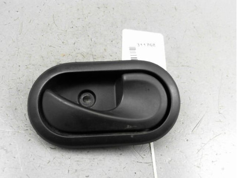 POIGNEE INTERIEURE PORTE AVANT DROIT DACIA DUSTER BREAK Phase 1 2010-2013