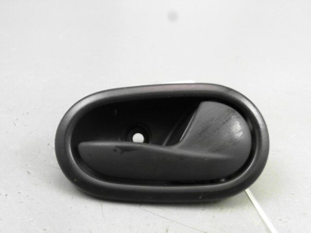POIGNEE INTERIEURE PORTE AVANT DROIT DACIA SANDERO II Phase 1 2012-...