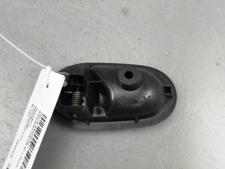 POIGNEE INTERIEURE PORTE AVANT DROIT DACIA SANDERO II Phase 1 2012-...