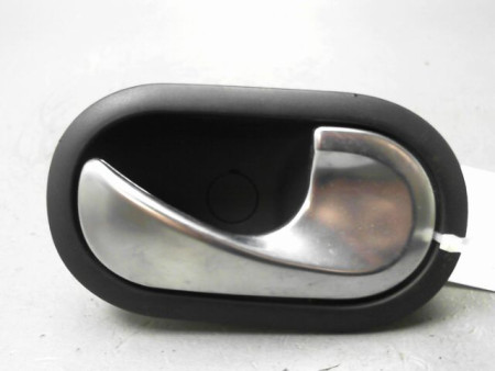 POIGNEE INTERIEURE PORTE ARRIERE DROIT RENAULT CLIO III Phase 1 2005-2009