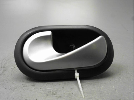 POIGNEE INTERIEURE PORTE ARRIERE GAUCHE RENAULT CLIO III Phase 1 2005-2009