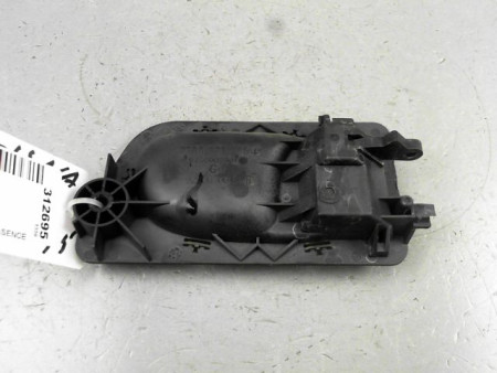 POIGNEE INTERIEURE PORTE AVANT GAUCHE RENAULT LAGUNA I Phase 1 1994-1998