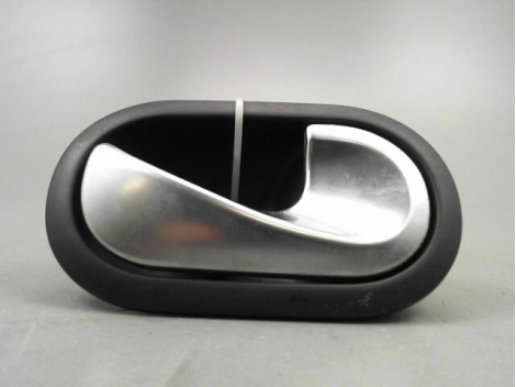 POIGNEE INTERIEURE PORTE ARRIERE DROIT RENAULT KANGOO EXPRESS I Phase 2 2003-2010