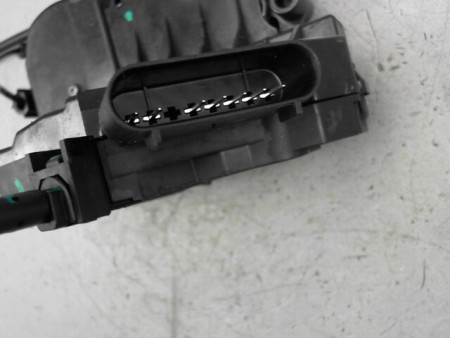SYSTEME CONDAMNATION AVANT GAUCHE FORD ECOSPORT