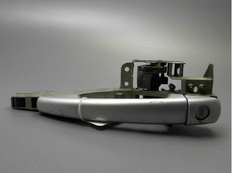 POIGNEE EXTERIEURE PORTE AVANT GAUCHE PEUGEOT 407 BERL. Phase 1 2004-2008