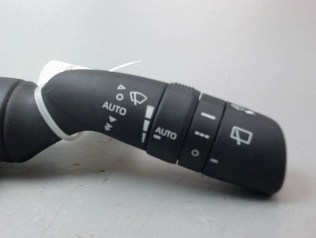 COMMANDE ESSUIE GLACE TOYOTA YARIS 2005-