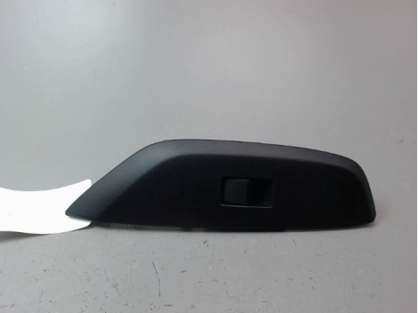COMMANDE LEVE-GLACE PORTE AVD TOYOTA YARIS 2005-