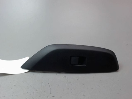 COMMANDE LEVE-GLACE PORTE AVD TOYOTA YARIS 2005-