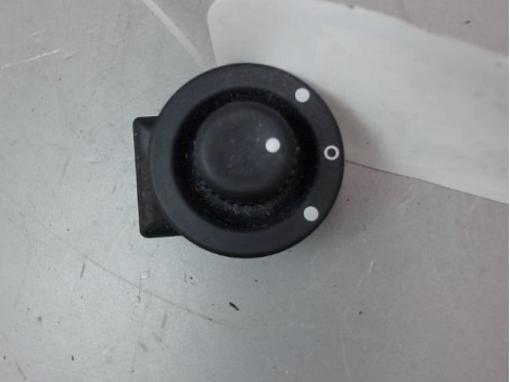 COMMANDE RETROVISSEUR EXTERIEUR ELECTRIQUE RENAULT CLIO II Phase 2 2001-2006