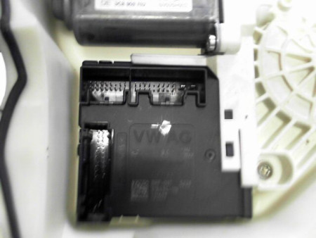 MECANISME+MOTEUR LEVE-GLACE AVANT DROIT SEAT ALTEA MONOSP. Phase 2 2009-...