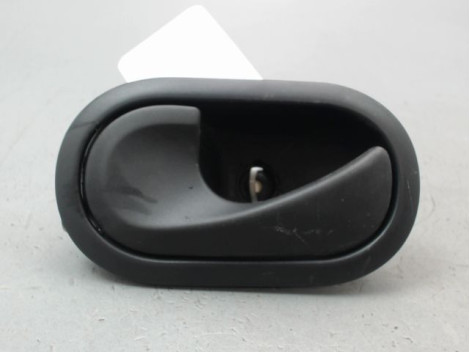 POIGNEE INTERIEURE PORTE AVANT GAUCHE RENAULT CLIO III Phase 1 2005-2009