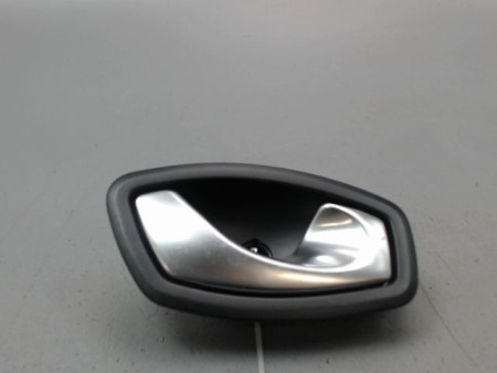 POIGNEE INTERIEURE PORTE AVANT DROIT RENAULT CLIO IV Phase 1 2012-...