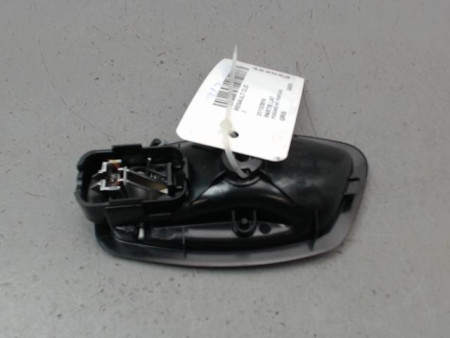 POIGNEE INTERIEURE PORTE AVANT DROIT RENAULT CLIO IV Phase 1 2012-...