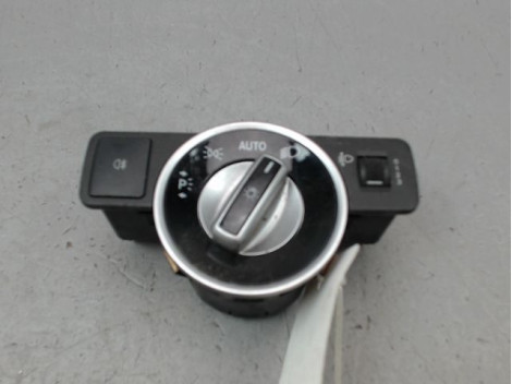 INTERIEUR COMMANDE PHARES MERCEDES CLASSE A 2004-