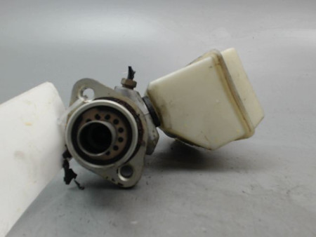 MAITRE CYLINDRE RENAULT CLIO II Phase 2 2001-2006