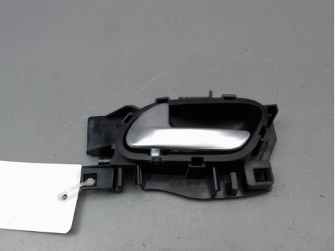 POIGNEE INTERIEURE PORTE AVANT GAUCHE PEUGEOT 208 Phase 1 2012-...