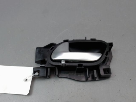 POIGNEE INTERIEURE PORTE AVANT GAUCHE PEUGEOT 208 Phase 1 2012-...