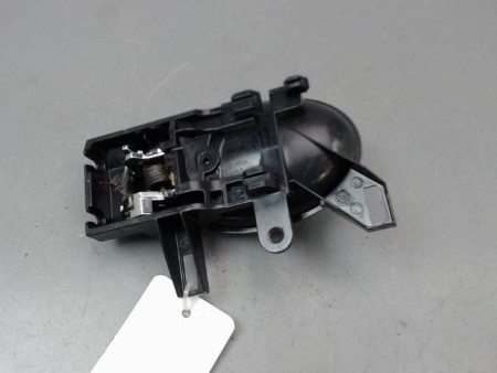 POIGNEE INTERIEURE PORTE ARRIERE DROIT NISSAN MICRA 2009-