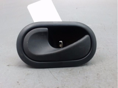 POIGNEE INTERIEURE PORTE AVANT GAUCHE RENAULT CLIO III Phase 1 2005-2009