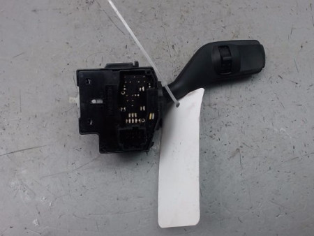COMMANDE CLIGNOTANT FORD FOCUS II Phase 1 2004-2007