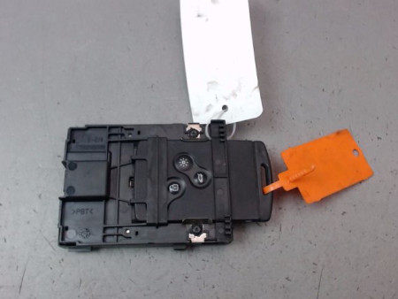 LECTEUR DE CARTE RENAULT MEGANE III Phase 1 2008-2012