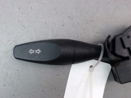 COMMANDE CLIGNOTANT FORD FIESTA V Phase 1 2002-2005