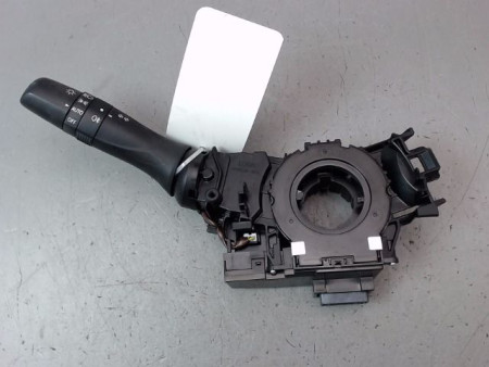 COMMANDE ECLAIRAGE SUZUKI SWIFT III 2005-2011