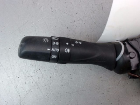 COMMANDE ECLAIRAGE SUZUKI SWIFT III 2005-2011