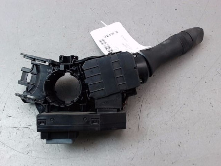 COMMANDE ECLAIRAGE SUZUKI SWIFT III 2005-2011