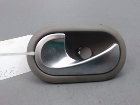 POIGNEE INTERIEURE PORTE ARRIERE GAUCHE RENAULT CLIO III Phase 1 2005-2009
