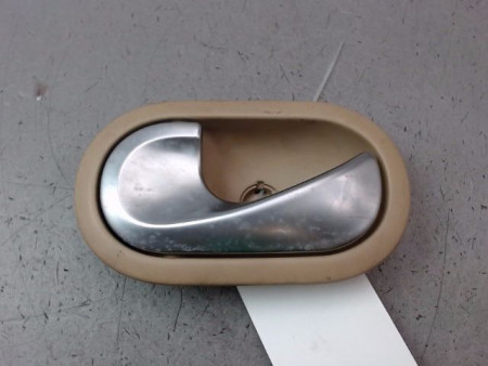 POIGNEE INTERIEURE PORTE AVANT GAUCHE RENAULT MODUS Phase 1 2004-2007