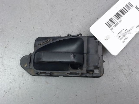 POIGNEE INTERIEURE PORTE AVANT DROIT PEUGEOT 208