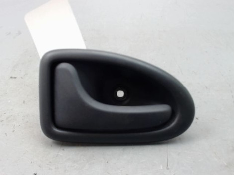 POIGNEE INTERIEURE PORTE ARRIERE GAUCHE RENAULT CLIO CAMPUS II Phase 2 2009-...