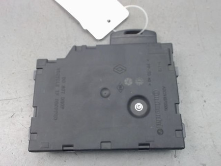 LECTEUR DE CARTE RENAULT CLIO IV Phase 1 2012-...