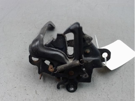 SERRURE CAPOT TOYOTA YARIS 2005-