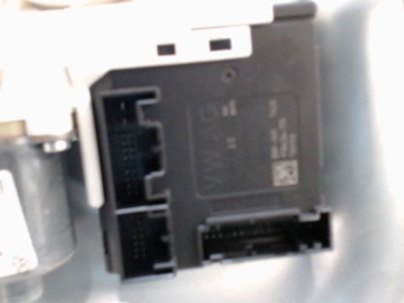 MECANISME+MOTEUR LEVE-GLACE AVANT DROIT VOLKSWAGEN TIGUAN BREAK I Phase 2 (5N) 2011-...