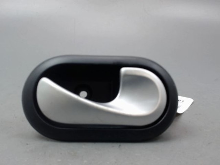 POIGNEE INTERIEURE PORTE AVANT DROIT DACIA DUSTER BREAK Phase 1 2010-2013