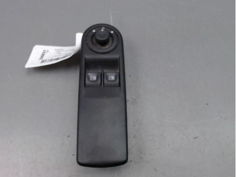 COMMANDE LEVE-GLACE PORTE AVG RENAULT CLIO IV Phase 1 2012-...