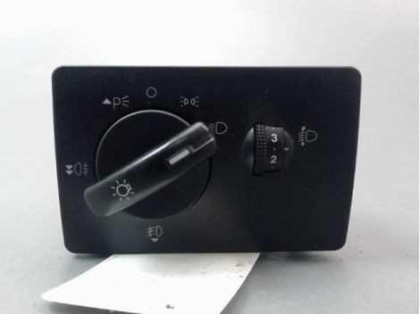 INTERIEUR COMMANDE PHARES FORD FOCUS CMAX MONOSP. I Phase 1 2003-2007