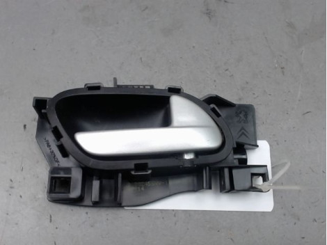 POIGNEE INTERIEURE PORTE AVANT DROIT PEUGEOT 207 2006-2013
