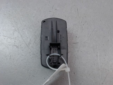 COMMANDE LEVE-GLACE PORTE AVG OPEL CORSA IV Phase 1 (D) 2006-2010