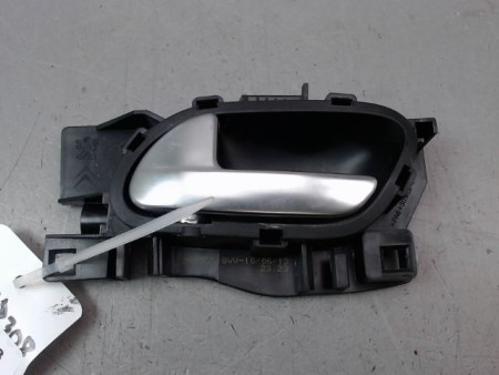 POIGNEE INTERIEURE PORTE AVANT GAUCHE PEUGEOT 208 Phase 1 2012-...
