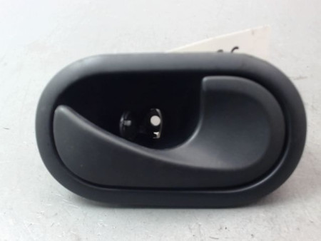 POIGNEE INTERIEURE PORTE AVANT DROIT RENAULT MEGANE I Phase 1 1995-1999