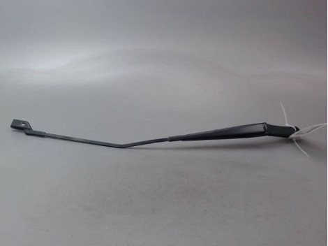 BRAS ESSUIE-GLACE AVANT DROIT VOLKSWAGEN TOURAN 09-