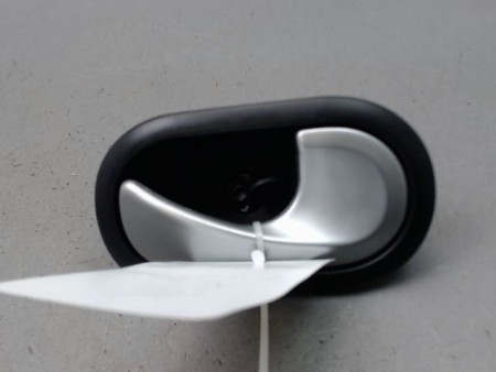 POIGNEE INTERIEURE PORTE AVANT DROIT RENAULT MODUS Phase 2 2008-2012