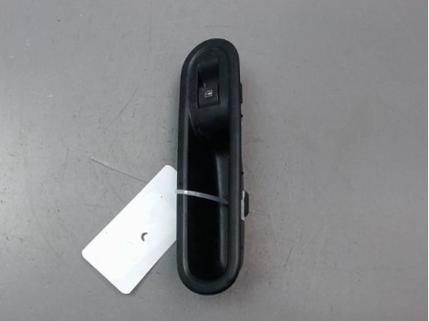 COMMANDE LEVE-GLACE PORTE AVD RENAULT TWINGO III 2014-...