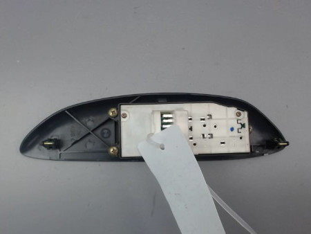 COMMANDE LEVE-GLACE PORTE AVG TOYOTA YARIS I Phase 2 2003-2005